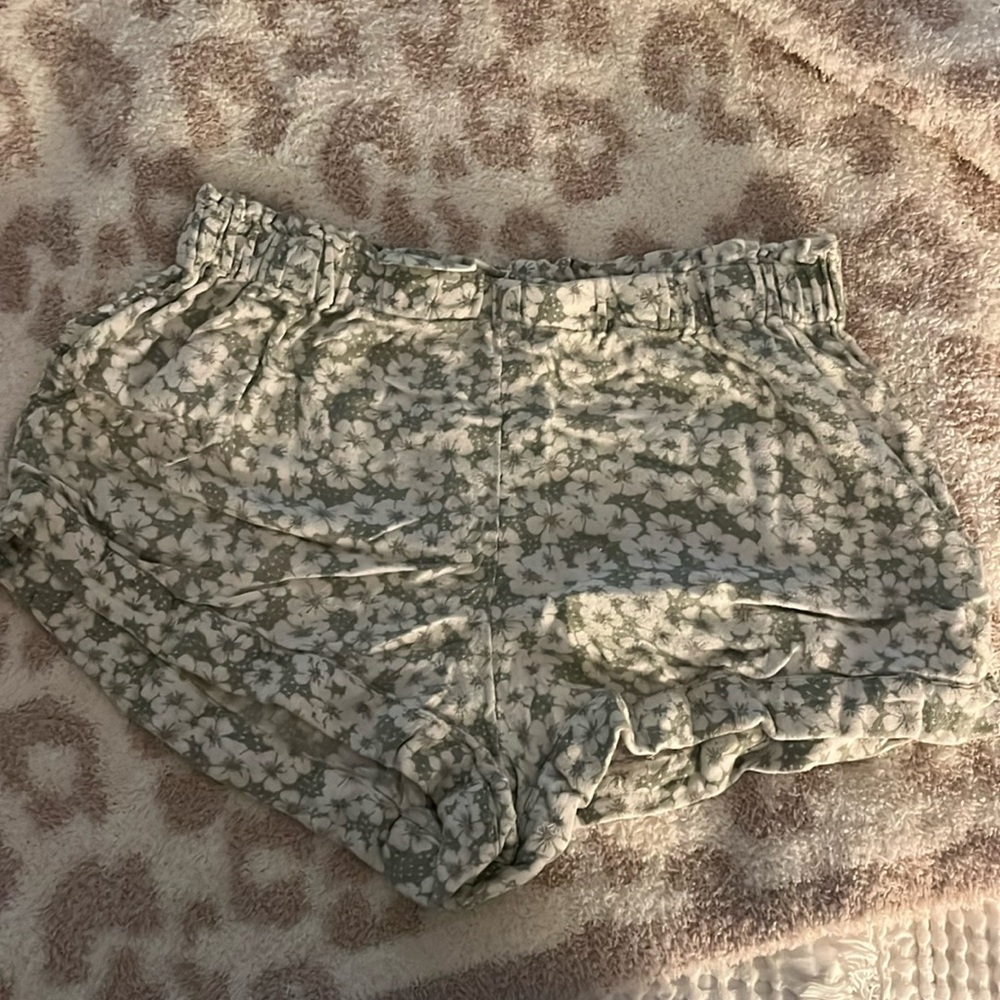 Oneill kids flower beach shorts